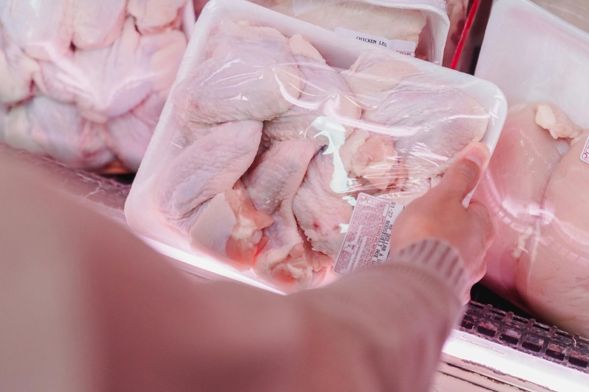 SA partially lifts Brazil poultry ban amid meat shortage fears