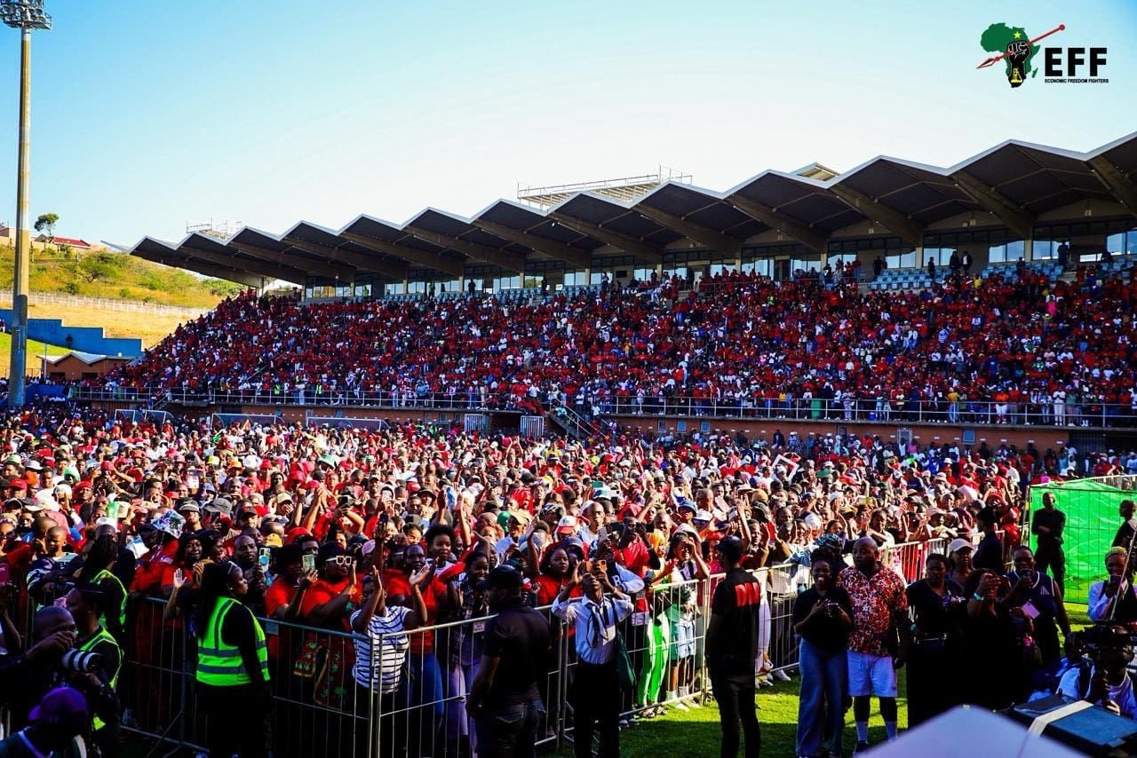 EFF sends condolences to families of R34 bus crash victims