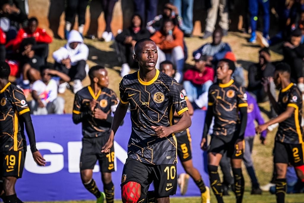 FOUR Kaizer Chiefs academy stars will travel to the Netherlands