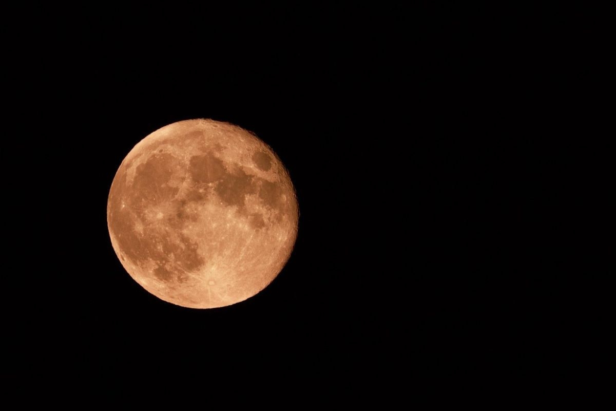 Strawberry Moon set to shine across South African skies
