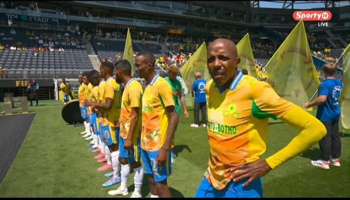 Sundowns fans praise Khuliso Mudau's performance despite loss