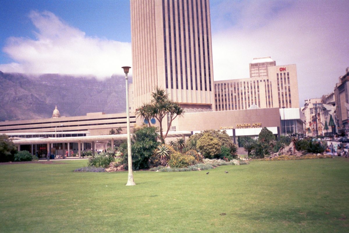 New era for Cape Town commuter mall as Golden Acre sels for staggering amount