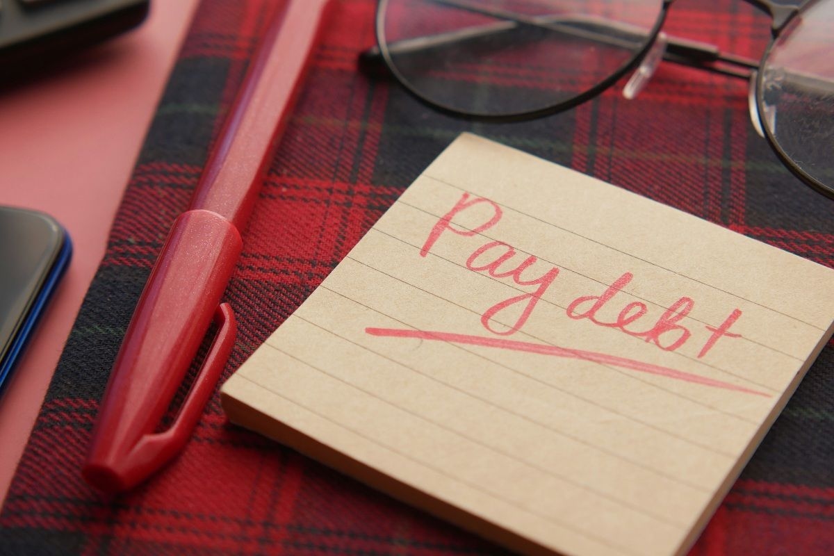 Cape Town's debt-relief plan: Get your old bills WRITTEN OFF