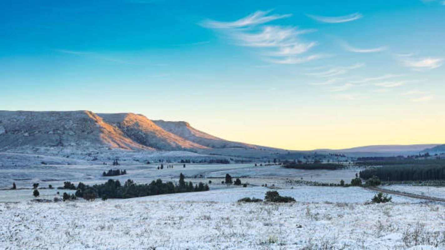 Snow falls over parts of the country as a cold front moves in