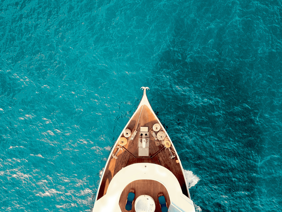 These are the best ways to rent a yacht in Abu Dhabi
