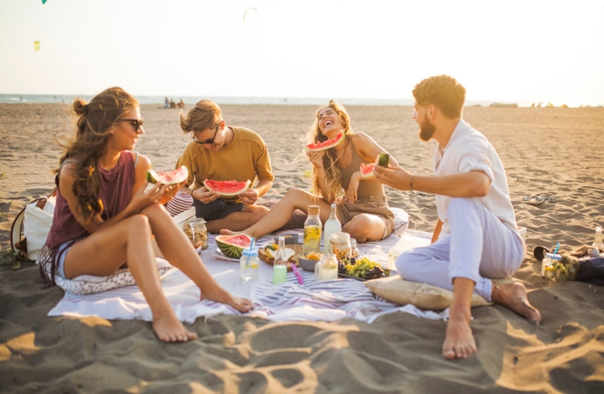 Your non-cringe guide to making new friends in Dubai