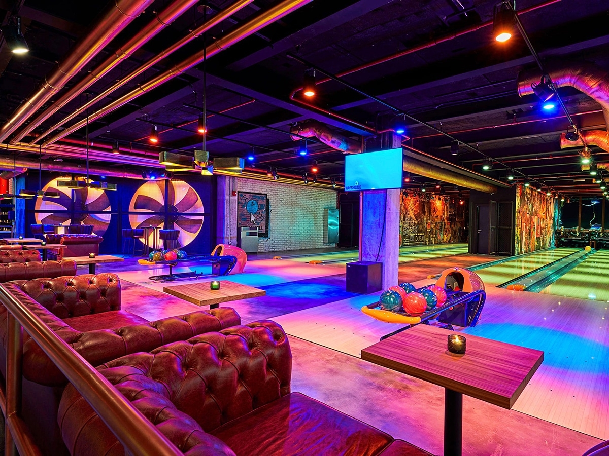 Teenagers in Dubai 2025: 24 cool activities they will love
