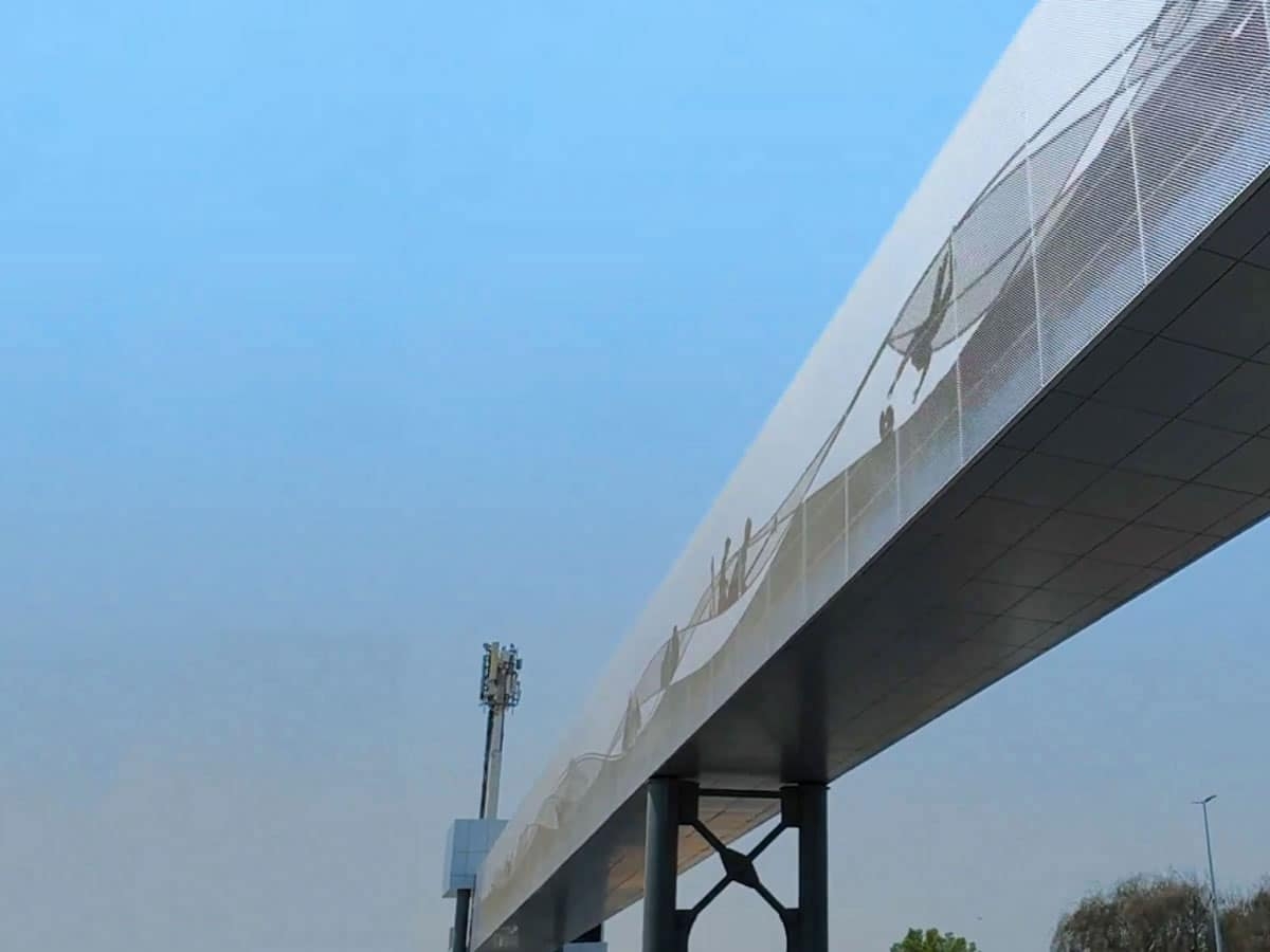 RTA opens new pedestrian bridge on Sheikh Rashid Street