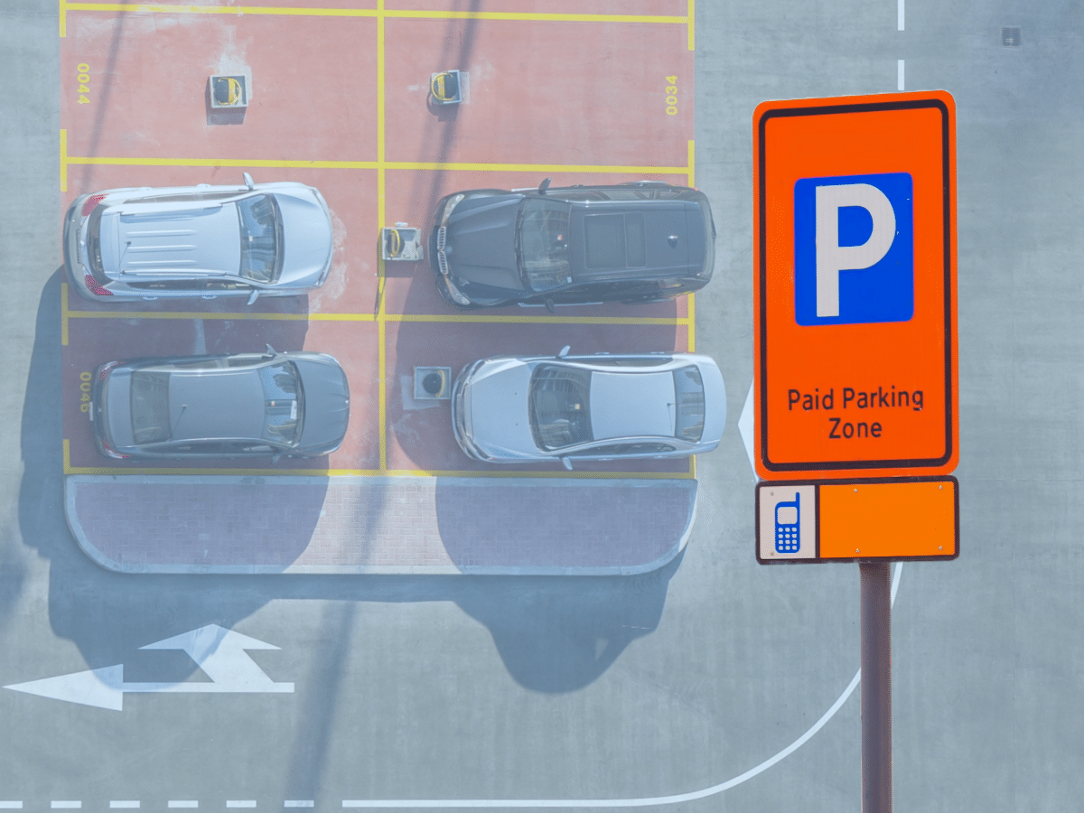 Parking in Dubai: A guide to permits, paid parking and do's and don't's
