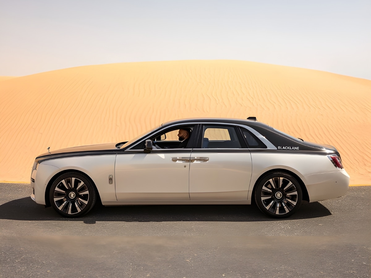 Fancy a luxury desert staycation and a Rolls-Royce ride? Blacklane's giveaway has both