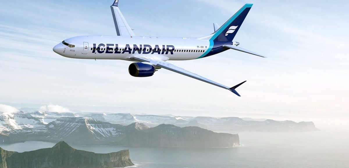 Icelandair lands at Edinburgh for the first time