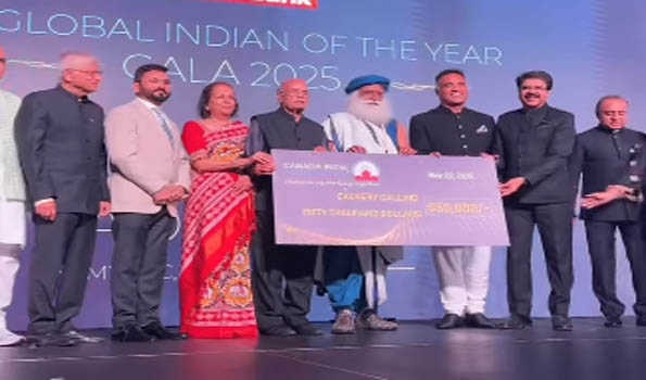 Sadhguru Receives 'Global Indian Of The Year' Award from Canada India Foundation