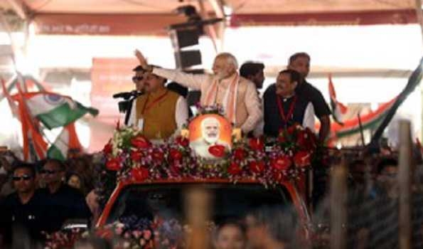 PM Modi arrives in Bhopal for women's conference; to launch several projects
