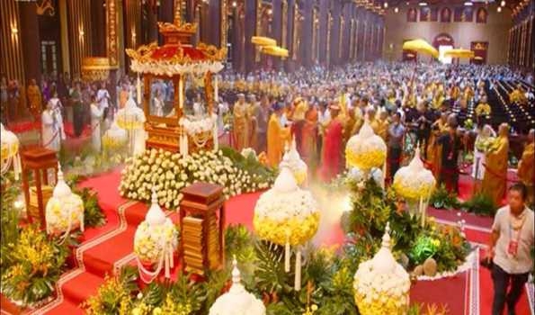 Millions in Vietnam pay emotional respect to sacred Buddha relics that travelled from India