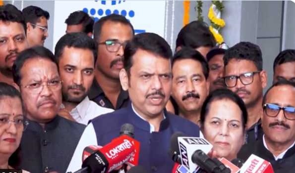 Maha: Fadnavis warns of appropriate action against Supekar on availability of evidence