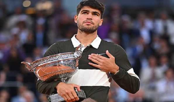 Alcaraz defends Roland Garros crown in five-set thriller