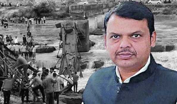 Maha: CM announces Rs 5 lakh compensation to each family of victims of bridge collapse incident