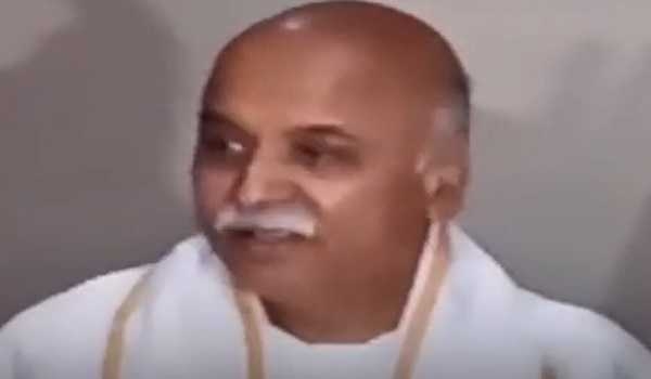 Togadia in Hubballi city to attend Hindu Sabha