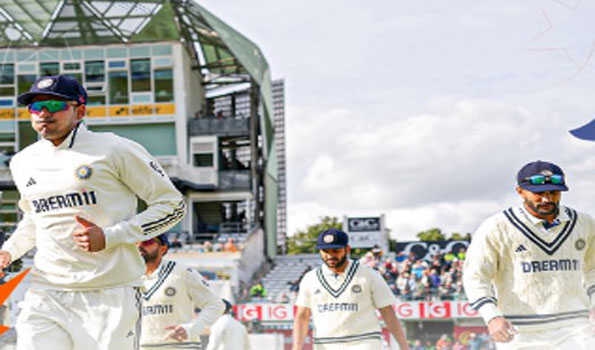 India set 371 target as England survive six overs