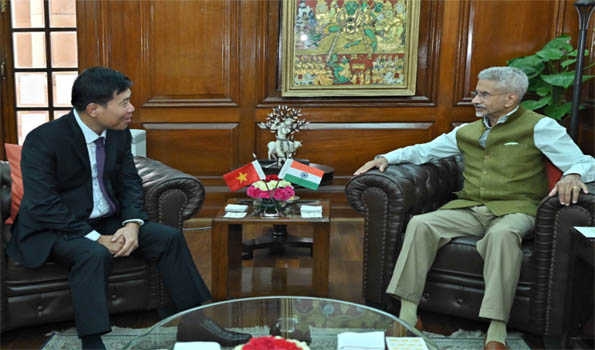 EAM Jaishankar meets visiting Vietnamese Deputy FM