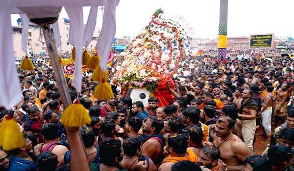 Thousands throng Puri as Rath Yatra of Holy Trinity gets underway