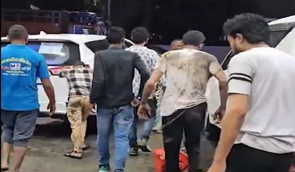19 vehicles of MP CM's convoy break down