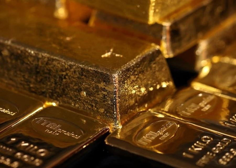 أسعار الذهب تتراجع مع خفوت الطلب بعد خفض "موديز" تصنيف أميركا
