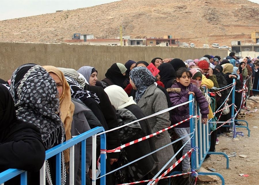 تحوّل دولي في ملف النازحين السوريين: حوافز مالية وتشدّد لبناني لتسريع العودة