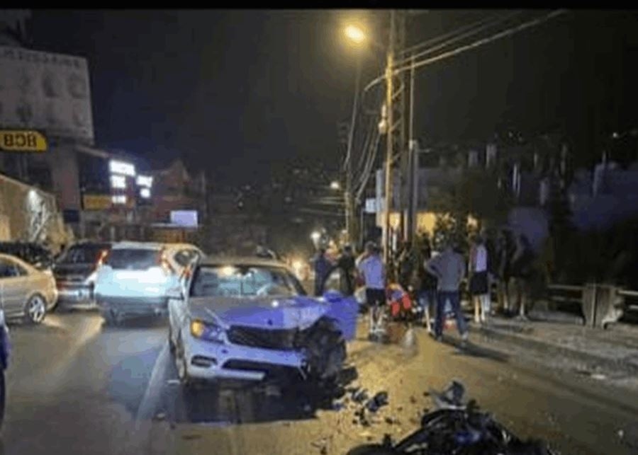 وفاة سوري في حادث سير مروّع بين سيارة ودراجة نارية في أميون
