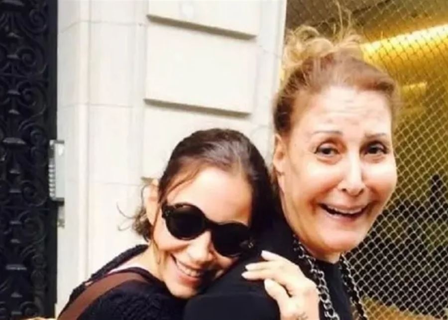 نقيب الفنانين ينفي شائعة وفاة الفنانة زيزي مصطفى