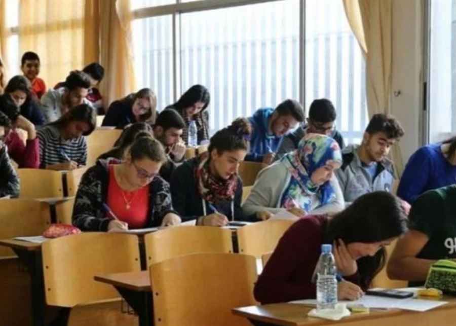 تضم ما "هبّ ودبّ"... من يراقب مساكن الطلاب العشوائية؟