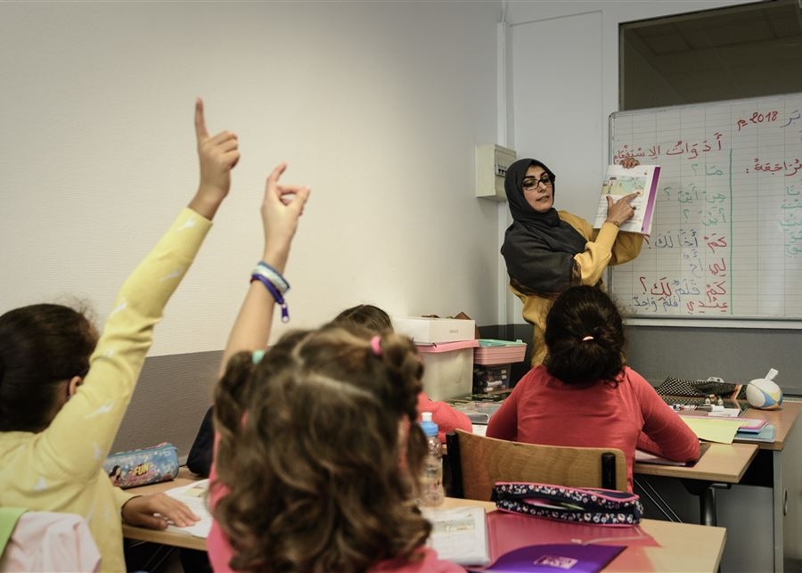 نحو لغة أقرب للناس: هل يمكن تبسيط قواعد العربية؟