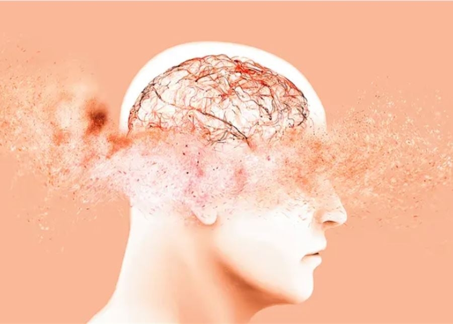 علماء يوصون بـ"تنظيف الدماغ" لتجنب الخرف.. إليك الطريقة