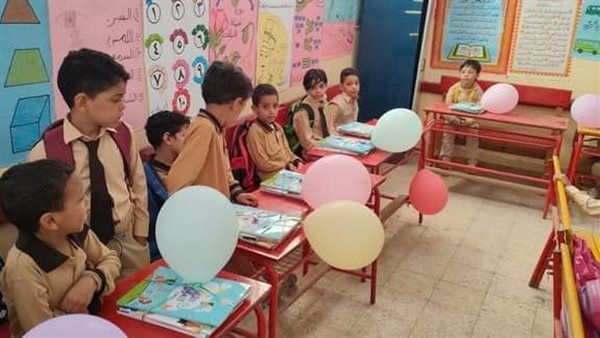 فتح باب التقديم لرياض الأطفال وأولى ابتدائي بالمدارس الرسمية والرسمية لغات.. ننشر سن التقديم لكل مرحلة.. وهذه شروط قبول الطلاب الوافدين