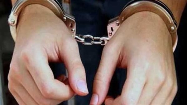 بعد أن لاذ بالفرار، أمن المنوفية يضبط بائع خردة قتل زوجته