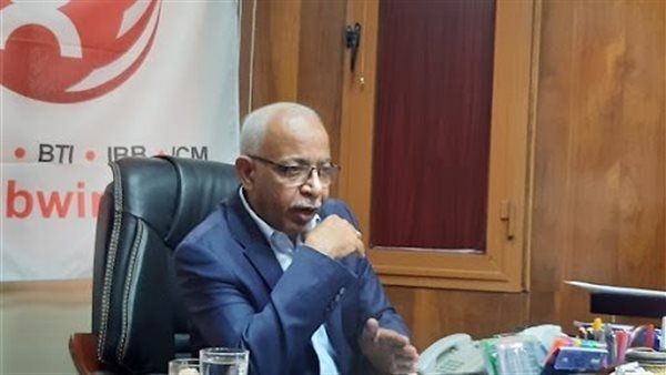 رئيس اتحاد العمال: سيظل عمال مصر بكافحهم خلف الرئيس السيسي