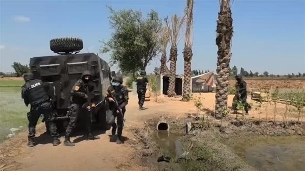 ضبط 160 فرد خرطوش و44 بلطجيا وهاربا من المراقبة خلال حملات بالمحافظات