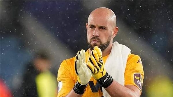 حارس ليفربول السابق بيبي رينا يعلن اعتزاله