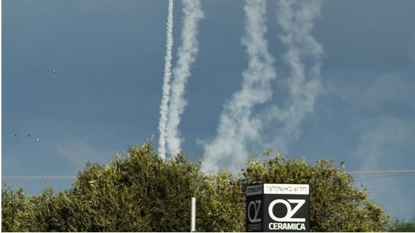 إعلام عبري: اعتراض مسيرة في منطقة غلاف غزة