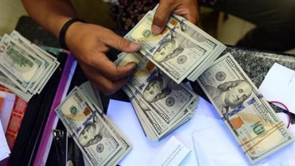 ضبط قضايا اتجار بالنقد الأجنبي بتعاملات 9 ملايين جنيه