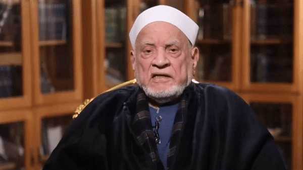 بعد دخوله للمستشفى، تطورات الحالة الصحية لـ أحمد عمر هاشم