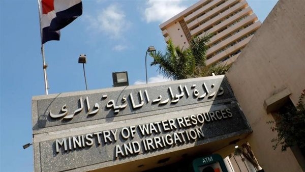"الري" توضح أسباب قطع المياه عن ترعة كفر الصالحين بالمنيا