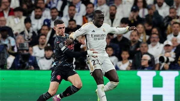 طاقم تحكيم فرنسي يدير مباراة ريال مدريد ومانشستر سيتي بدوري أبطال أوروبا
