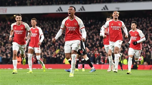 أرسنال يكتسح آيندهوفن 7-1 ويضع قدما في ربع نهائي دوري أبطال أوروبا