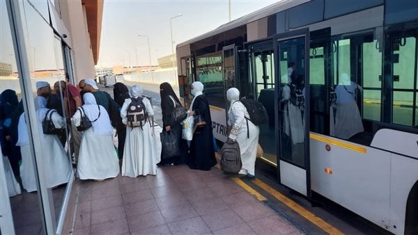 مصر للطيران تسير غدًا 20 رحلة جوية إلى الأراضي المقدسة