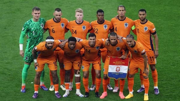 هولندا تفوز على فنلندا 2-0 في تصفيات أوروبا المؤهلة إلى كأس العالم