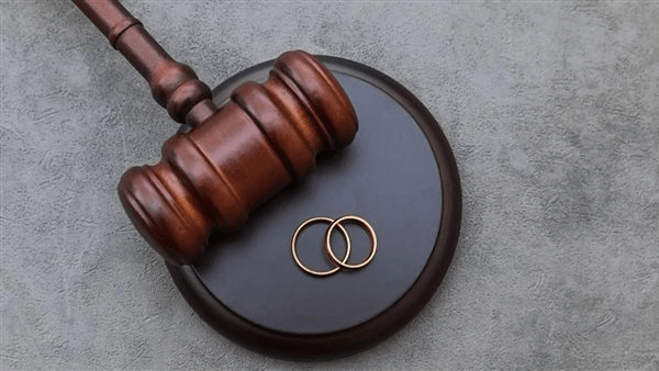 مأساة منى، تزوجت أسبوعًا واكتشف أنها لا تزال عزباء في الأوراق الرسمية