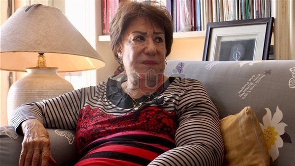 سميحة أيوب تكشف حقيقة تدهور حالتها الصحية وإصابتها بالسرطان