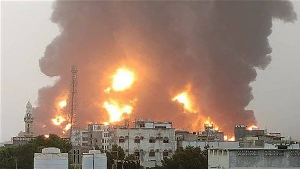 رويترز: دوي انفجارات في ميناء الحديدة غرب اليمن