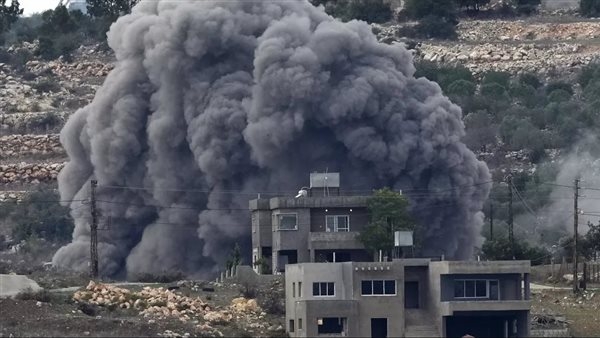 غارات إسرائيلية على وادي ريحان وصور وبعلبك في لبنان